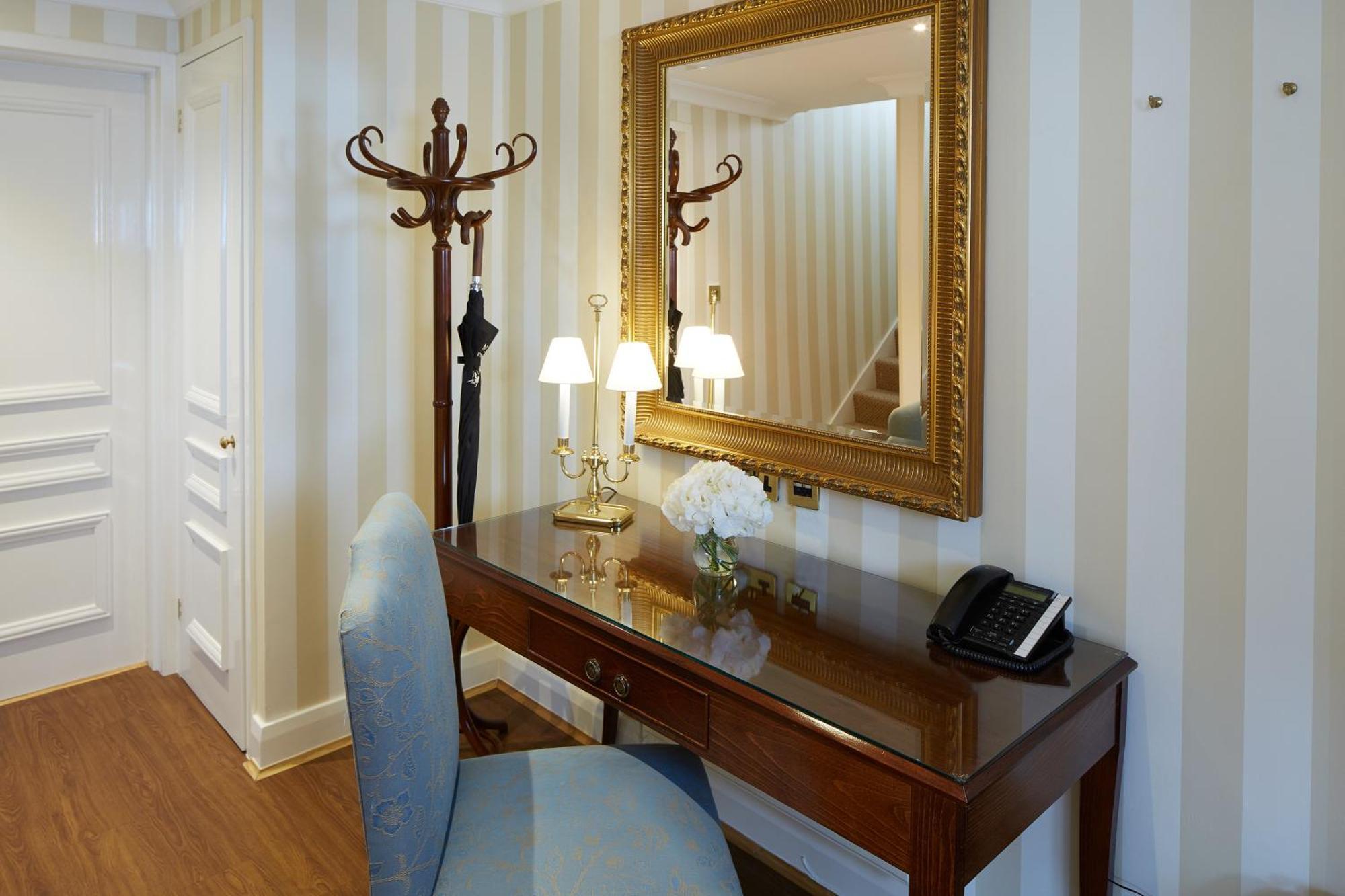 Cheval Thorney Court At Hyde Park Aparthotel London Exterior photo